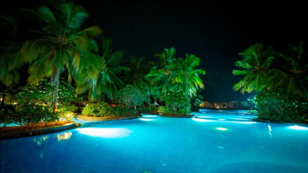 Hotel Ocean Spray Kālapettai Exteriér fotografie